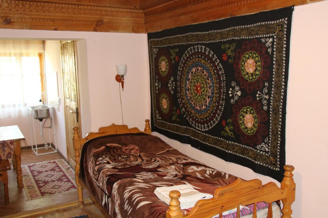 Ethno Guest House Caravan Tamchy Eksteriør billede